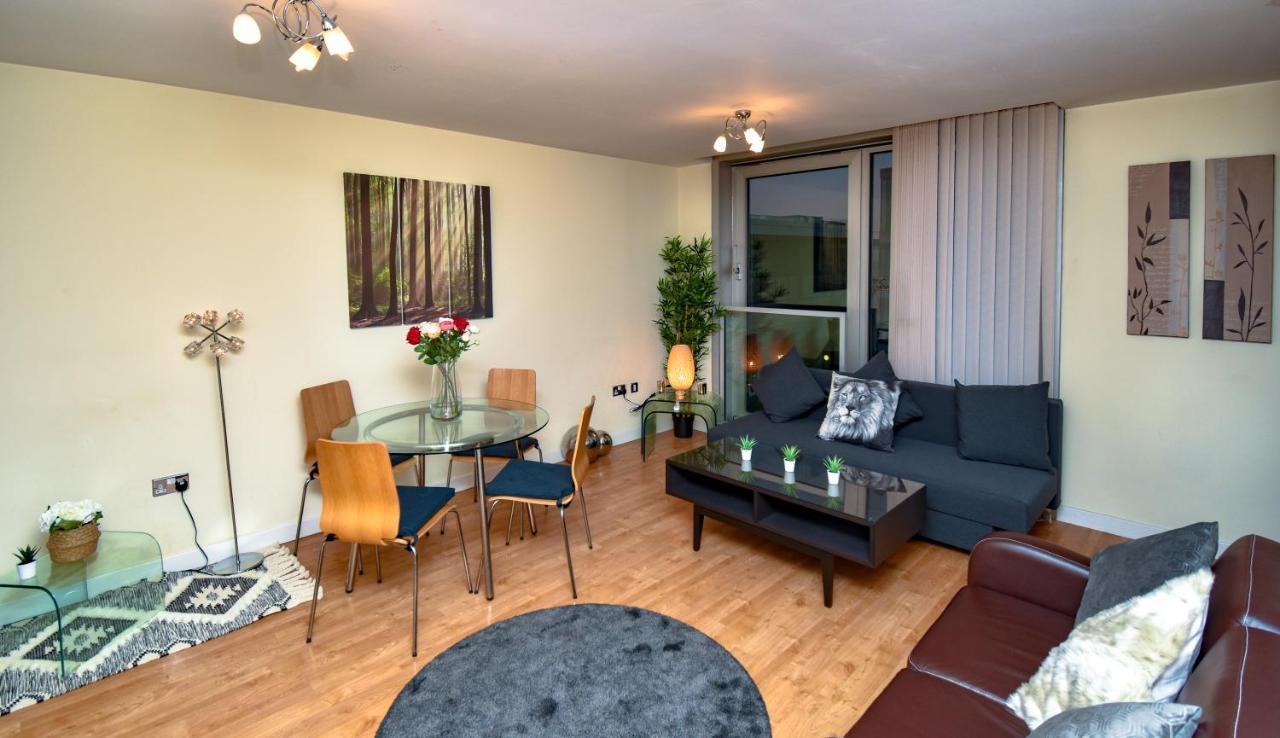 The Hub - Spacious, Bright And Modern With Free Parking Appartamento Milton Keynes